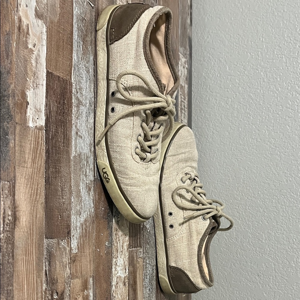 UGG Vintage Beige and Brown Women’s Sneakers
